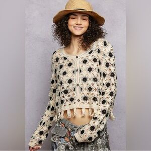 POL Crochet Cropped Cardigan in Cream and Black